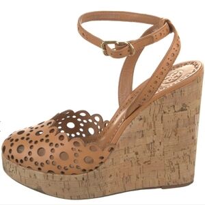 Tory BurchLeather Colorblock Lasercut Pattern Pumps